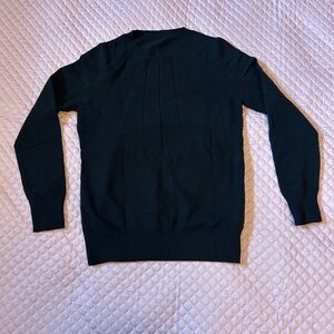 Elegant Black Crewneck Sweater for Women